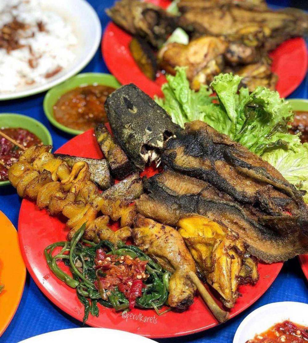 Nasi Uduk Kota Intan (instagram.com/perutkarets)