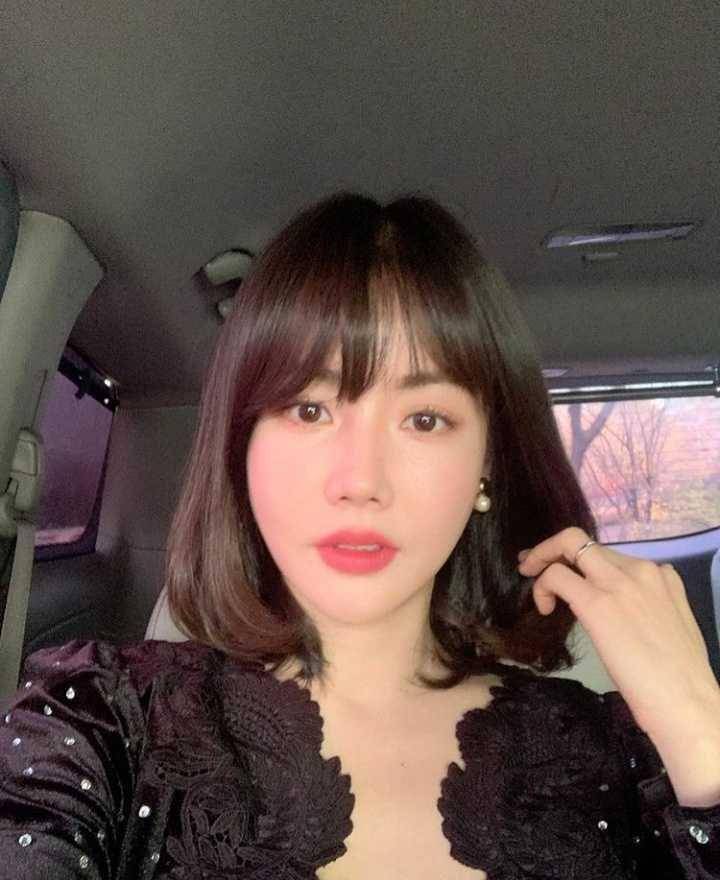 Hwang Woo Seul Hye (instagram.com/hjini0810)