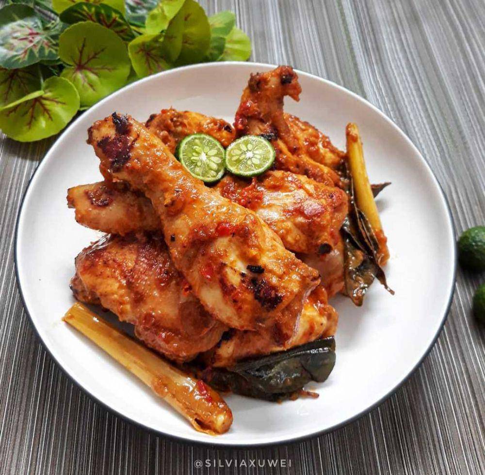 Ayam cincane (instagram.com/silviaxuwei)