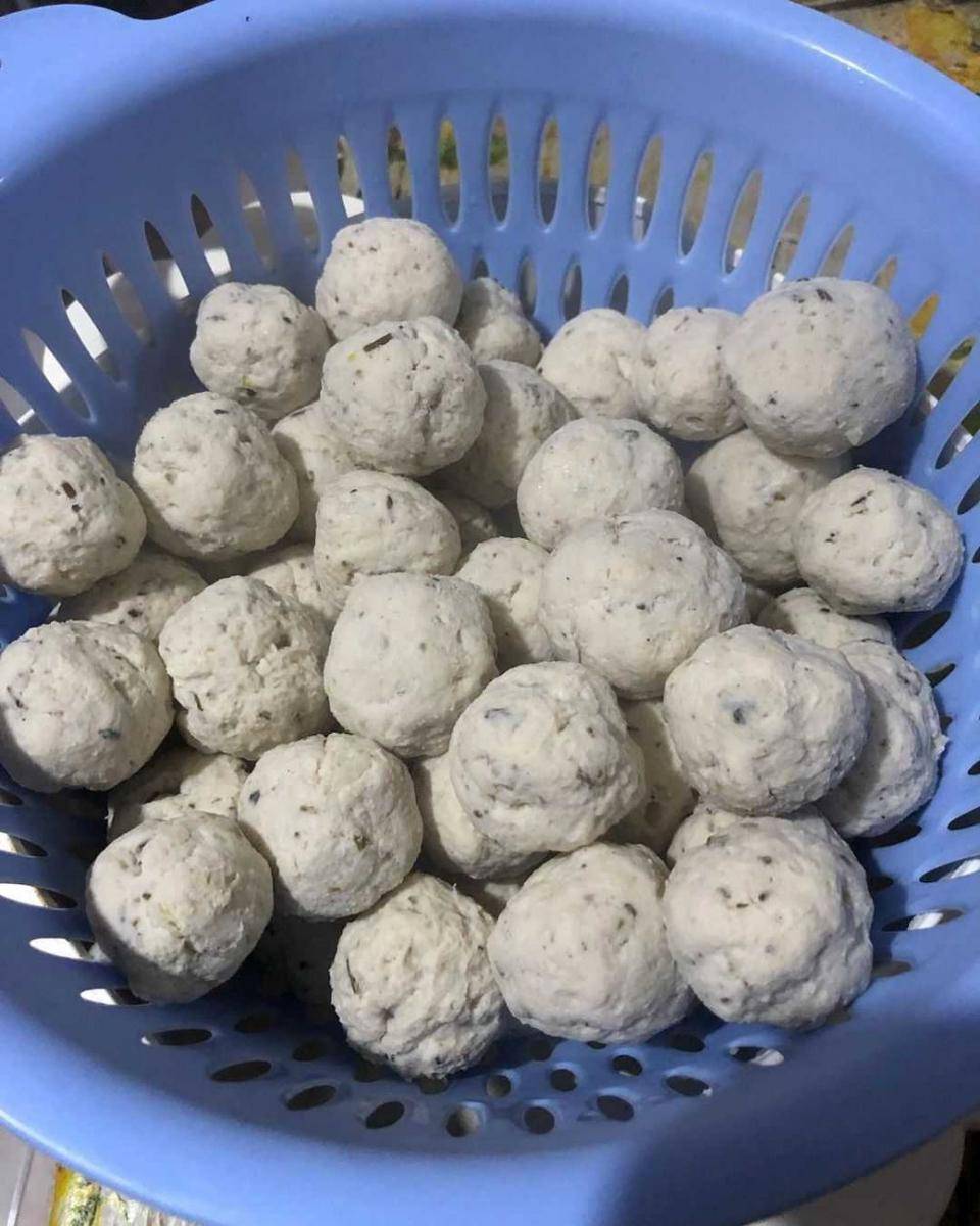 Bakso ayam tanpa tepung (instagram.com/neneng_sri_rejeki)