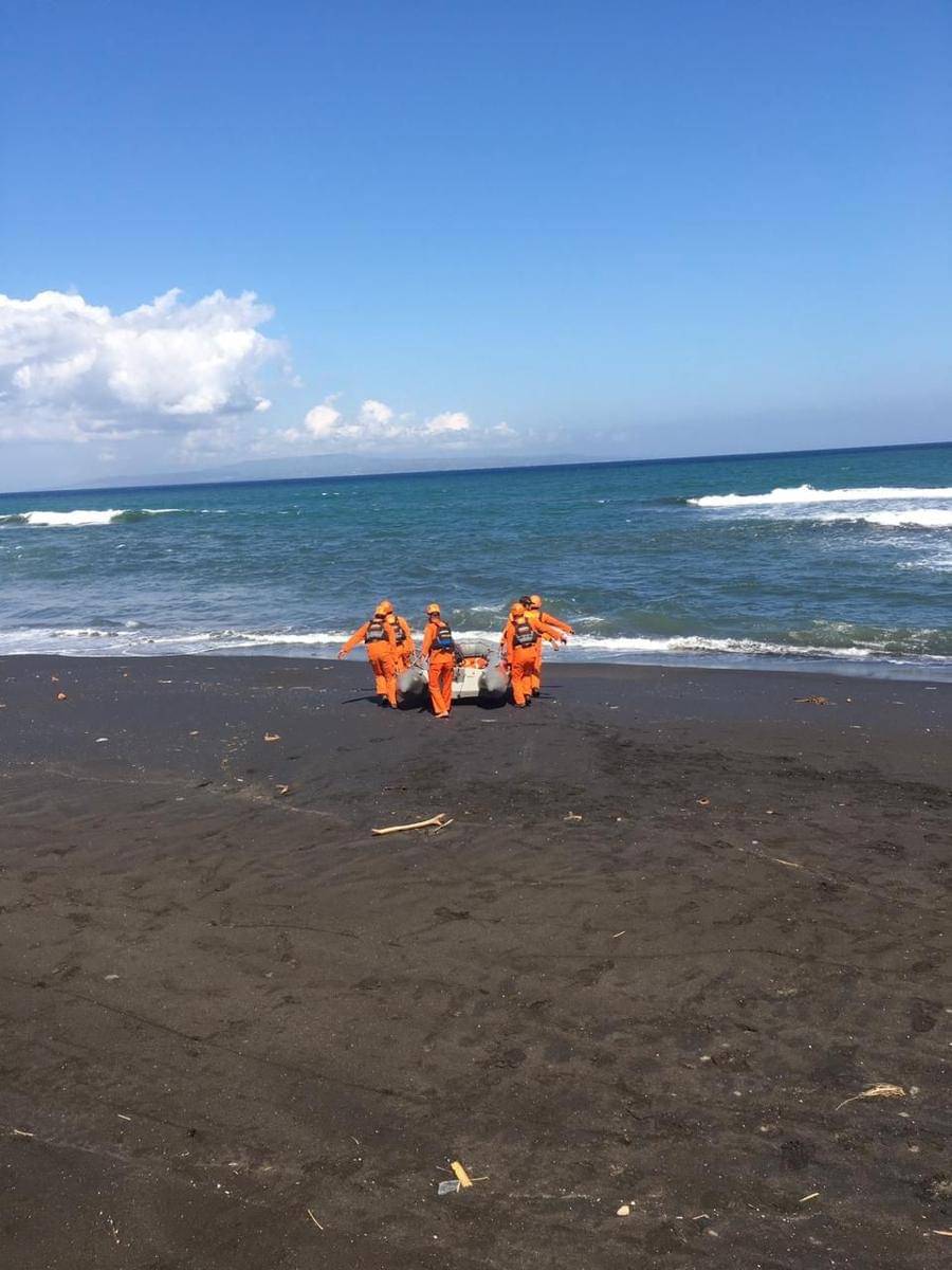 Pencarian korban terseret arus di Pantai Pering (Dok.IDN Times/Basarnas Bali)
