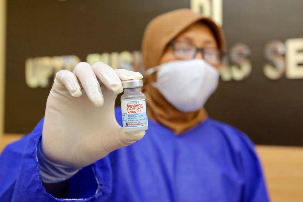 Vaksin ketiga untuk Nakes di Banyuwangi. IDN Times/Istimewa