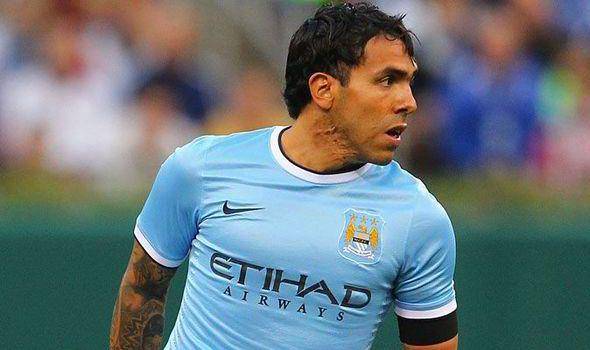 potret Carlos Tevez bersama Manchester City (express.co.uk)