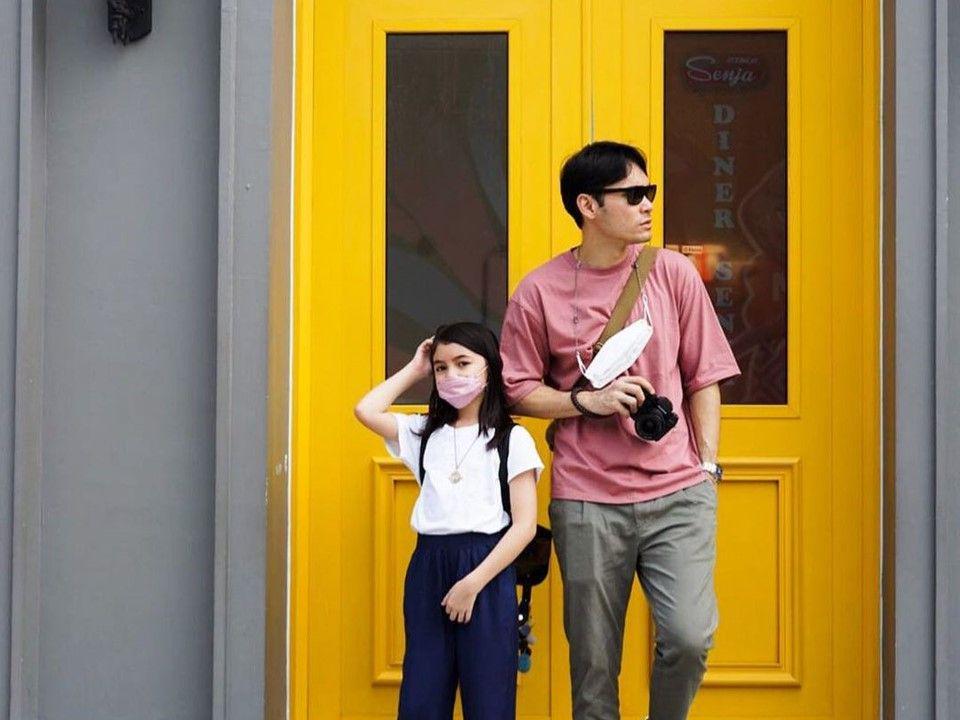 Ayah Rasa Sahabat, 10 Potret Kebersamaan Ben Kasyafani dan Anak