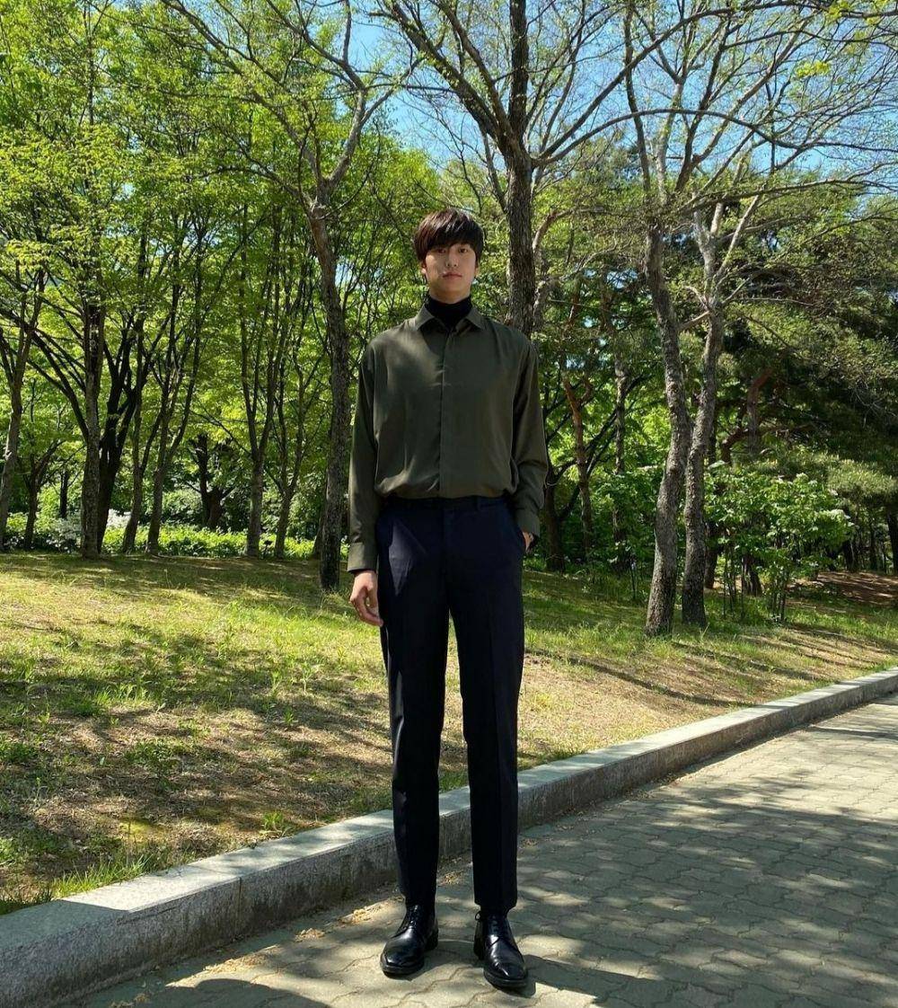 Na In Woo (instagram.com/1004n00)