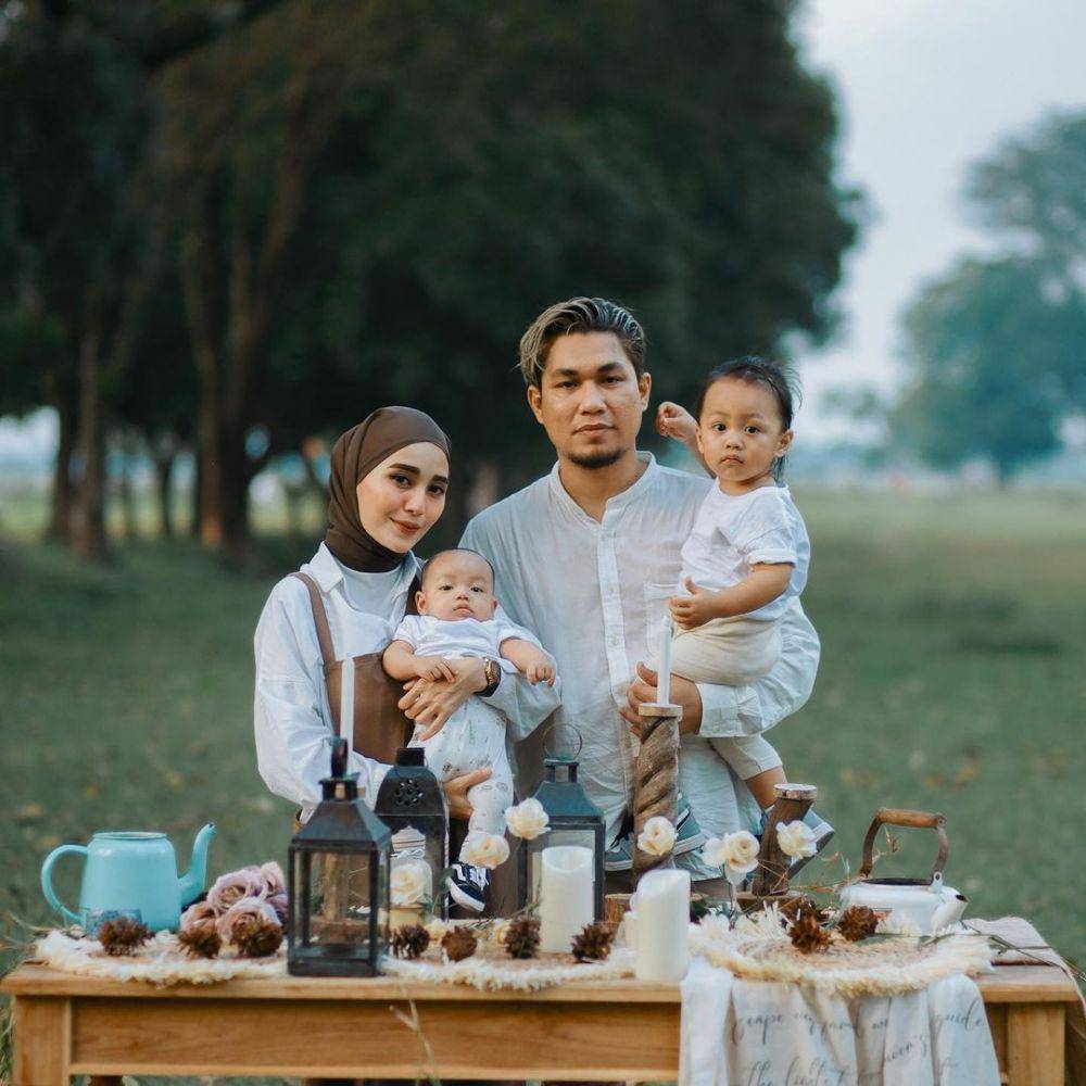keluarga kecil Rizal Armada (instagram.com/rizalarmada)