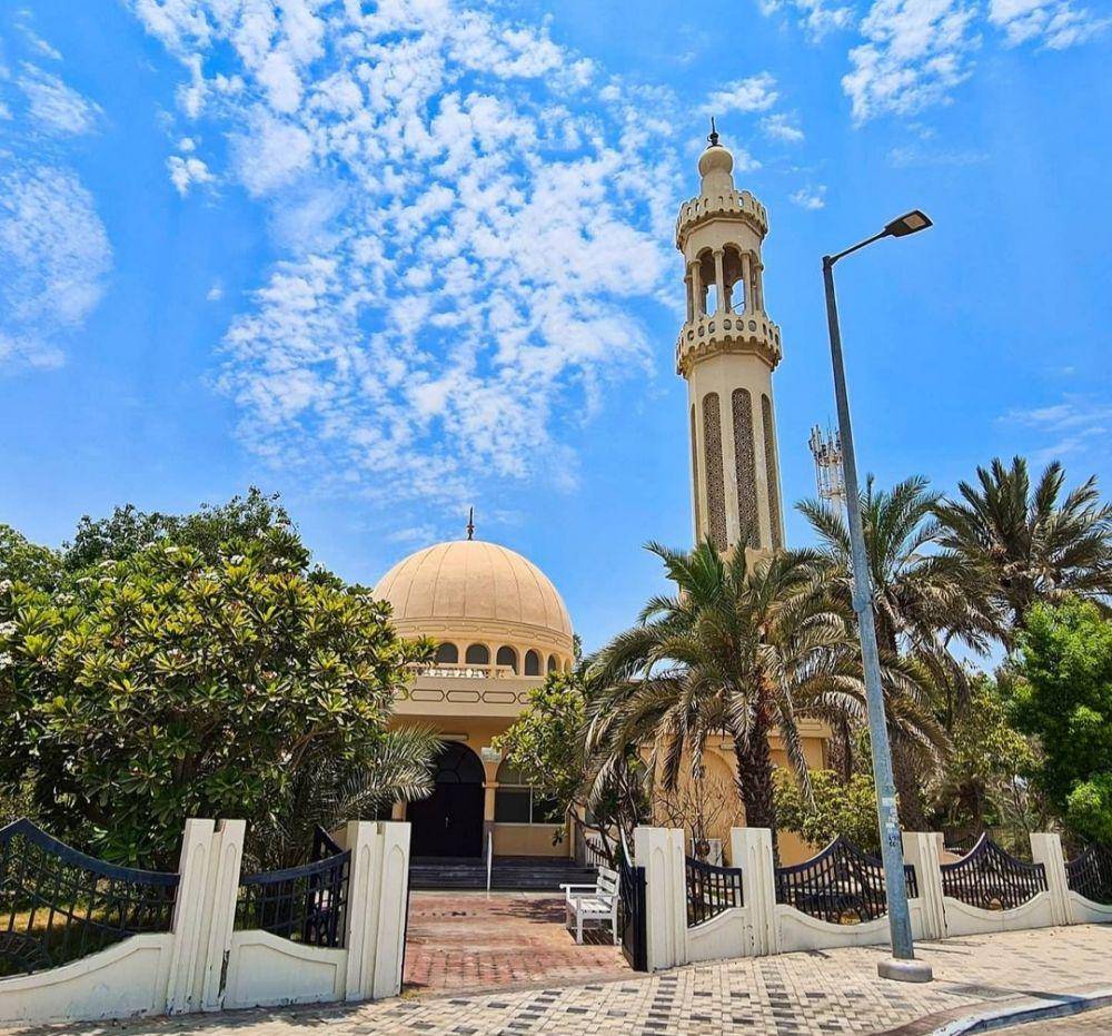 Mohamed Bin Masood Masjid (instagram.com/alejojohnson)