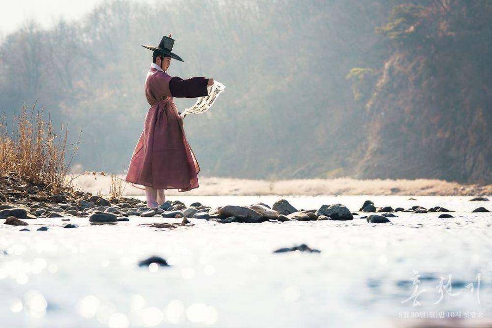 cuplikan drama Lovers of the Red Sky (instagram.com/sbsdrama.official)