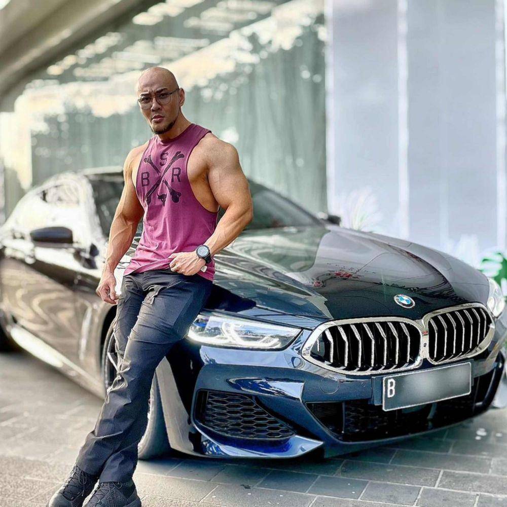 Deddy Corbuzier (Instagram.com/mastercorbuzier/)