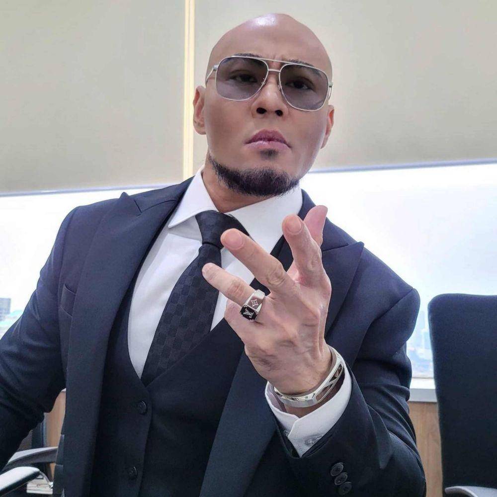 Deddy Corbuzier (Instagram.com/mastercorbuzier/)