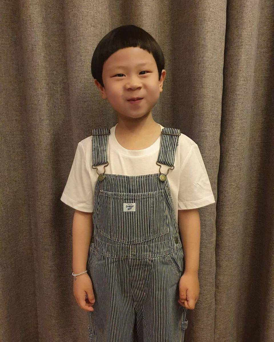 Kim Jun (instagram.com/k_im_yul_jun)