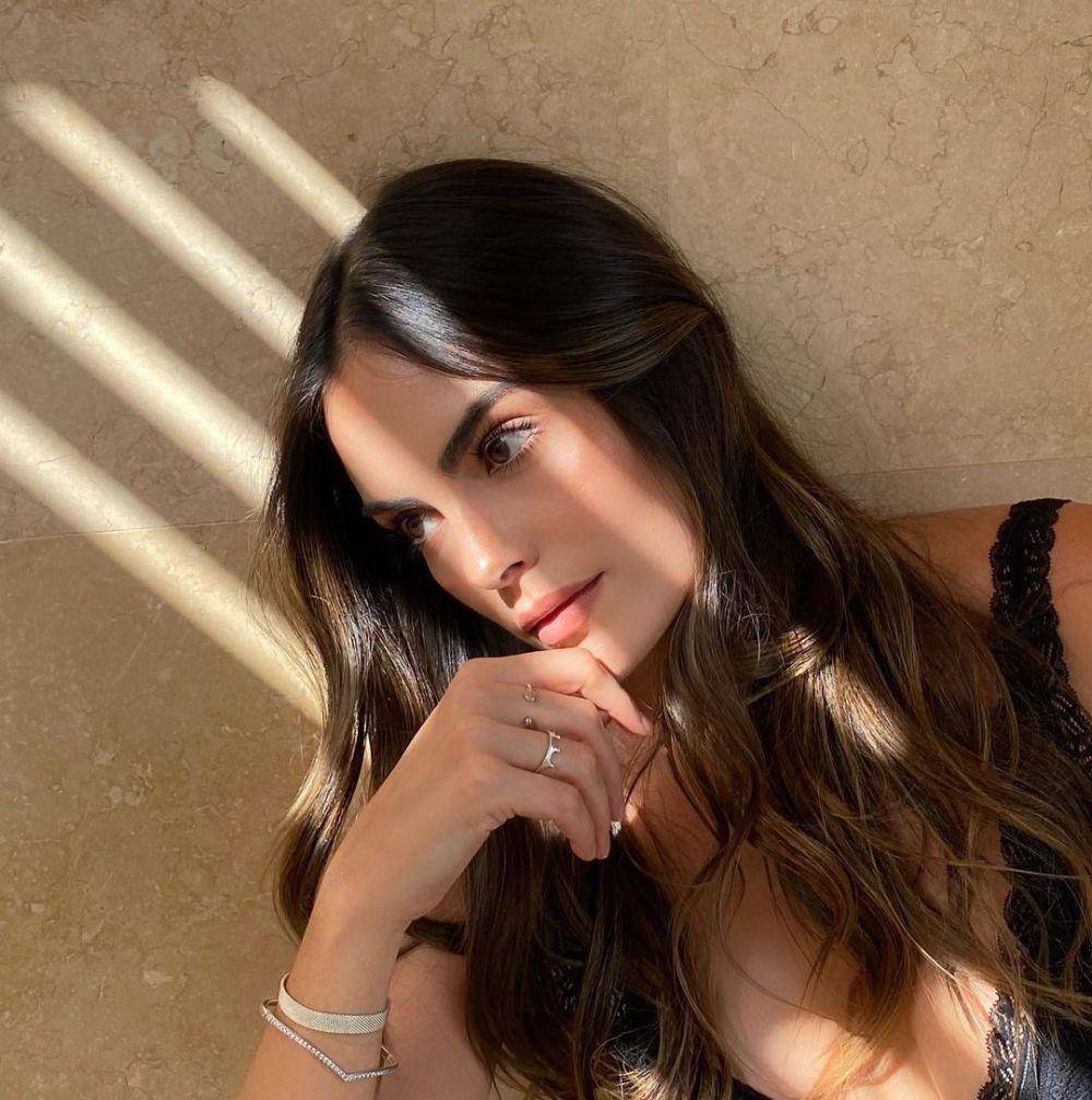 Ximena Navarrete (Instagram.com/ximenanr)