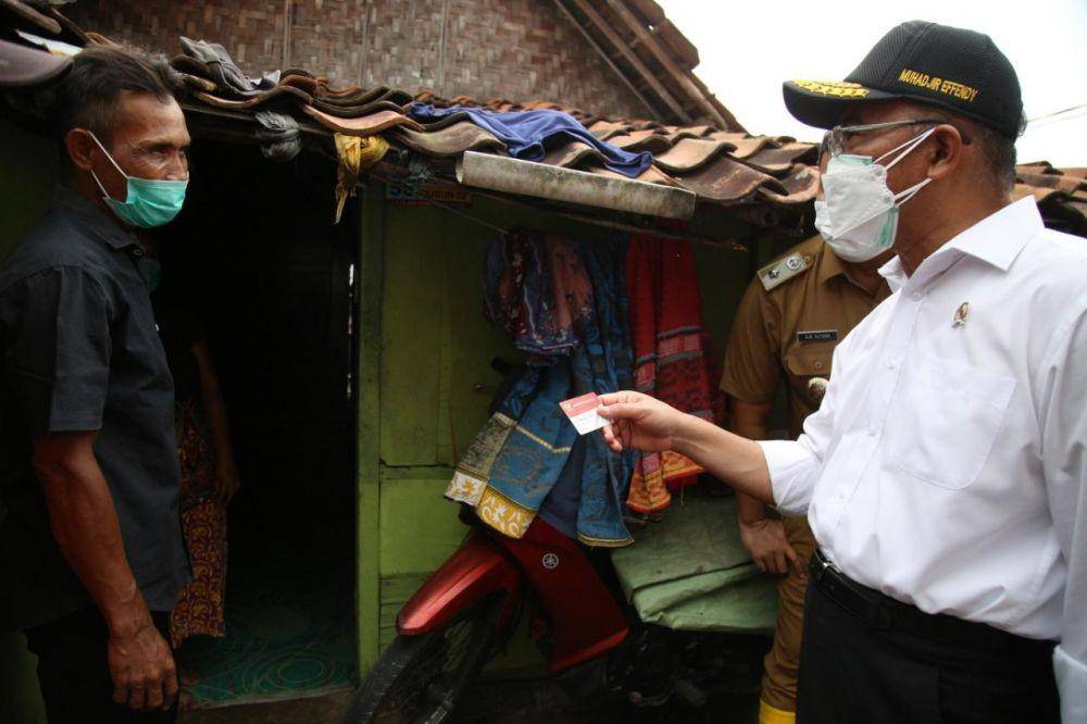 Menko PMK Muhadjir Effendy kunjungi Desa Teluknaga (Dok.Kemenko PMK)