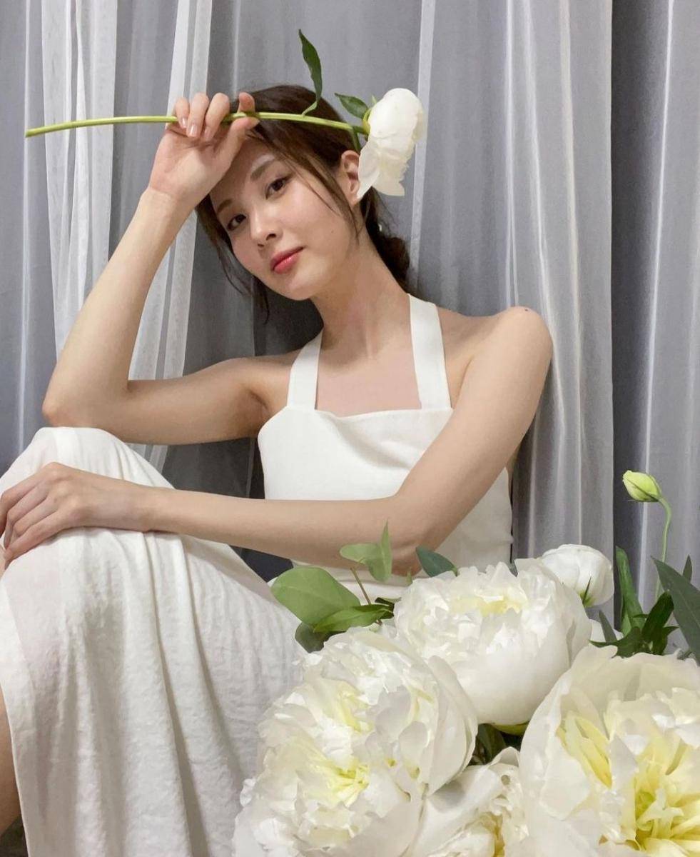 Seohyun (instagram.com/seojuhyun_s)