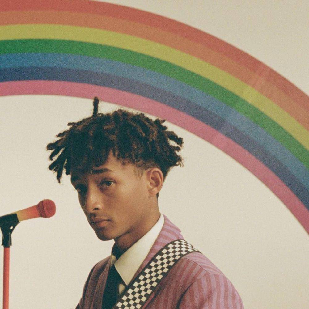 OOTD ala Jaden Smith (instagram.com/c.syresmith)