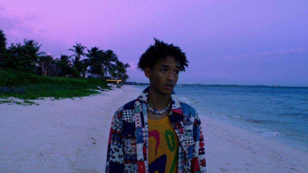 OOTD ala Jaden Smith (instagram.com/c.syresmith)