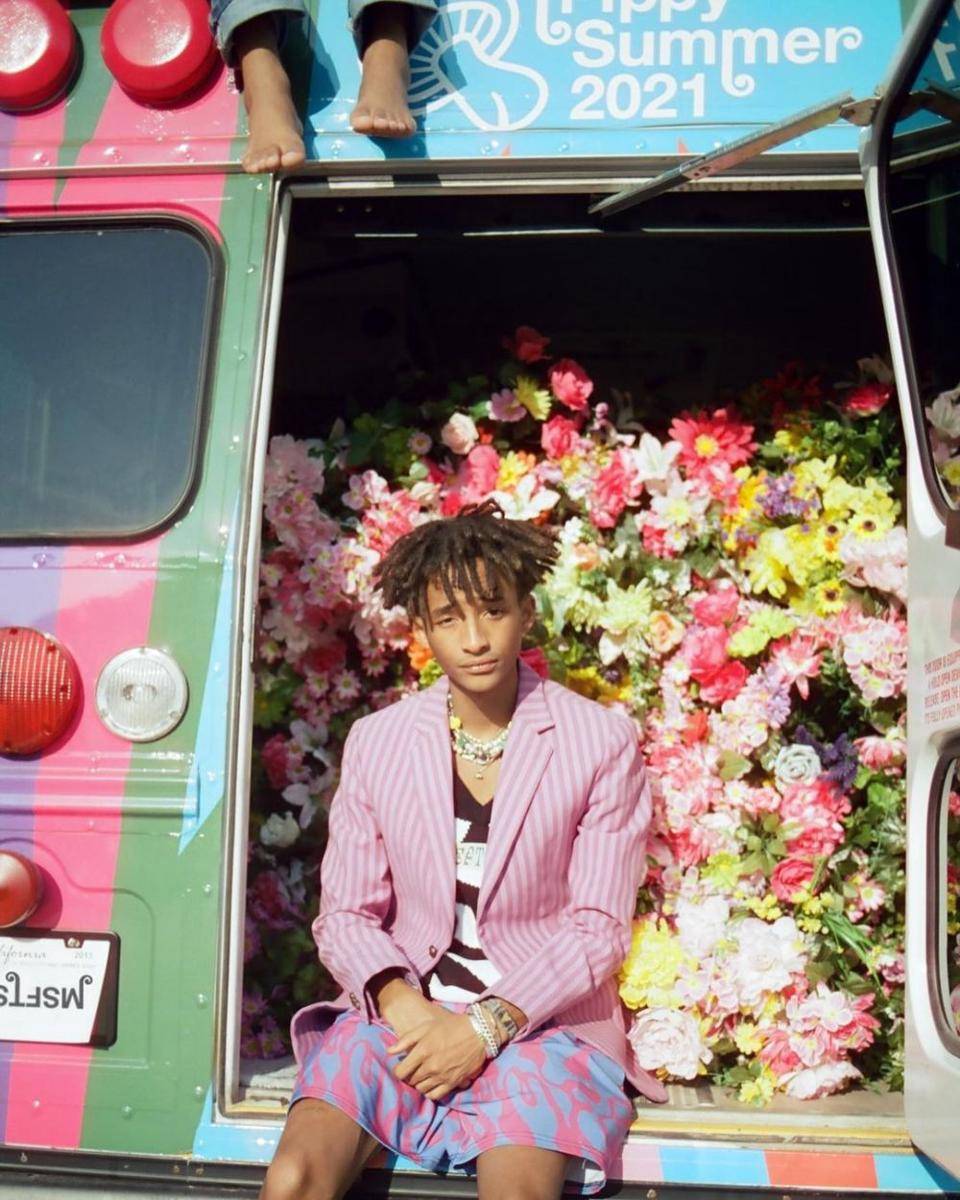 OOTD ala Jaden Smith (instagram.com/c.syresmith)