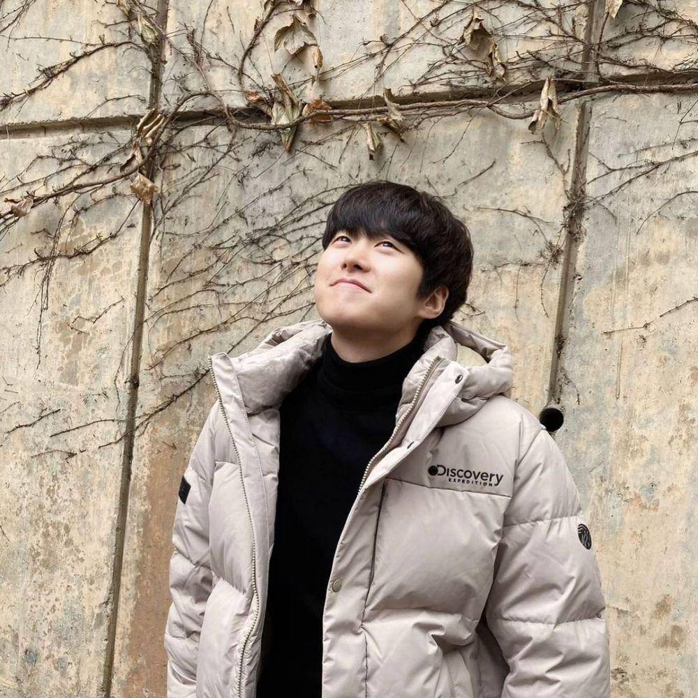 Gong Myung (instagram.com/0myoung_0526)