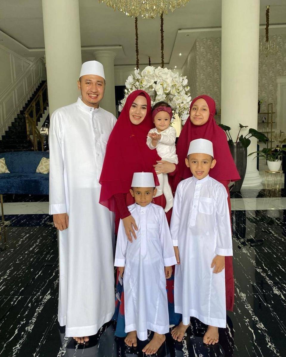 Keluarga Kartika Putri (instagram.com/kartikaputriworld)