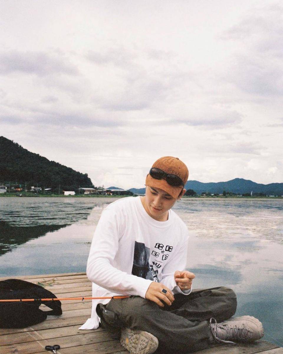 Potret Jay B memancing (instagram.com/jaybnow.hr)