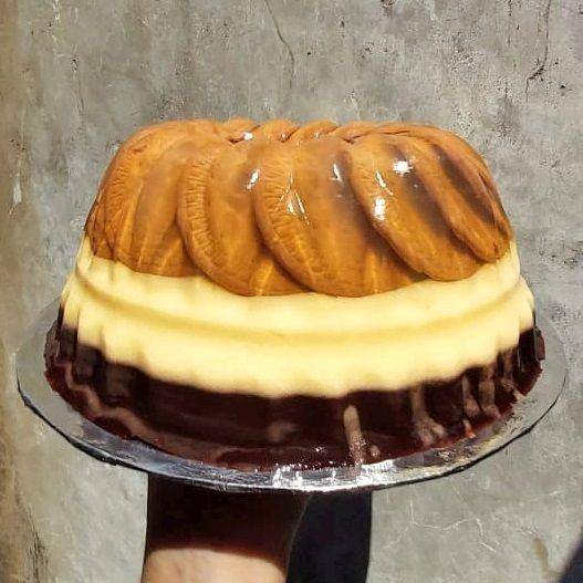 Puding regal (instagram.com/hannaskitchendiary)