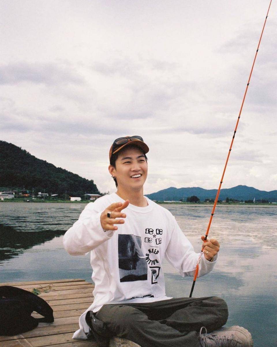 Potret Jay B memancing (instagram.com/jaybnow.hr)