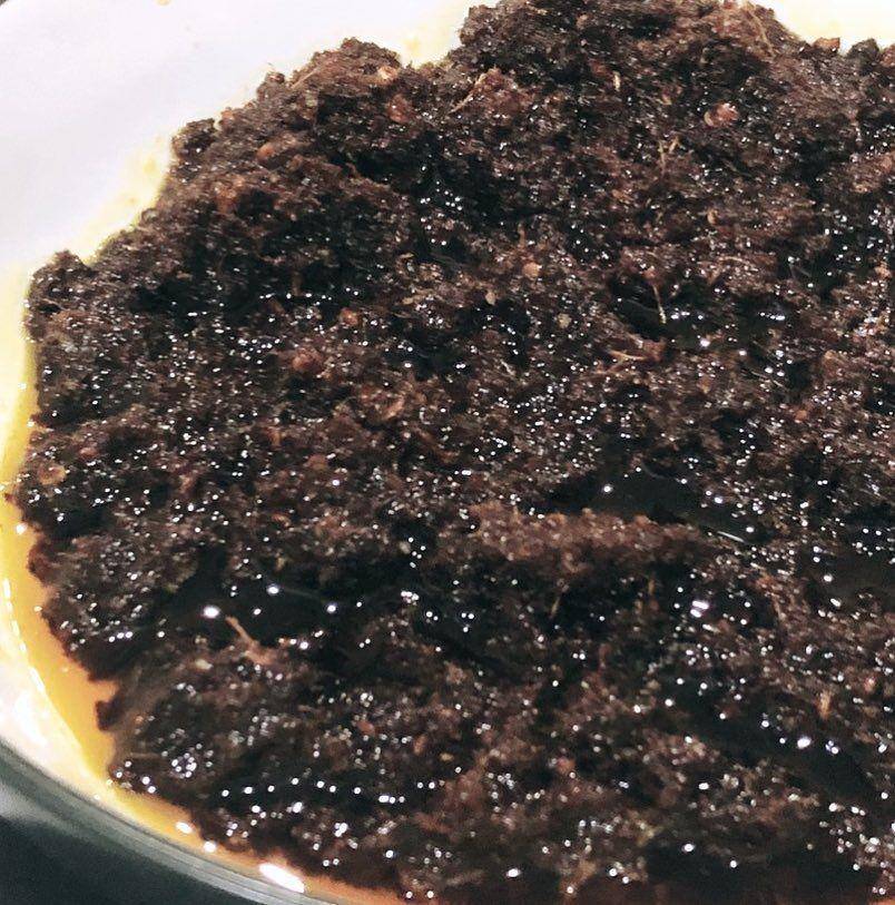 Sambal hitam (instagram.com/gitaevanda)