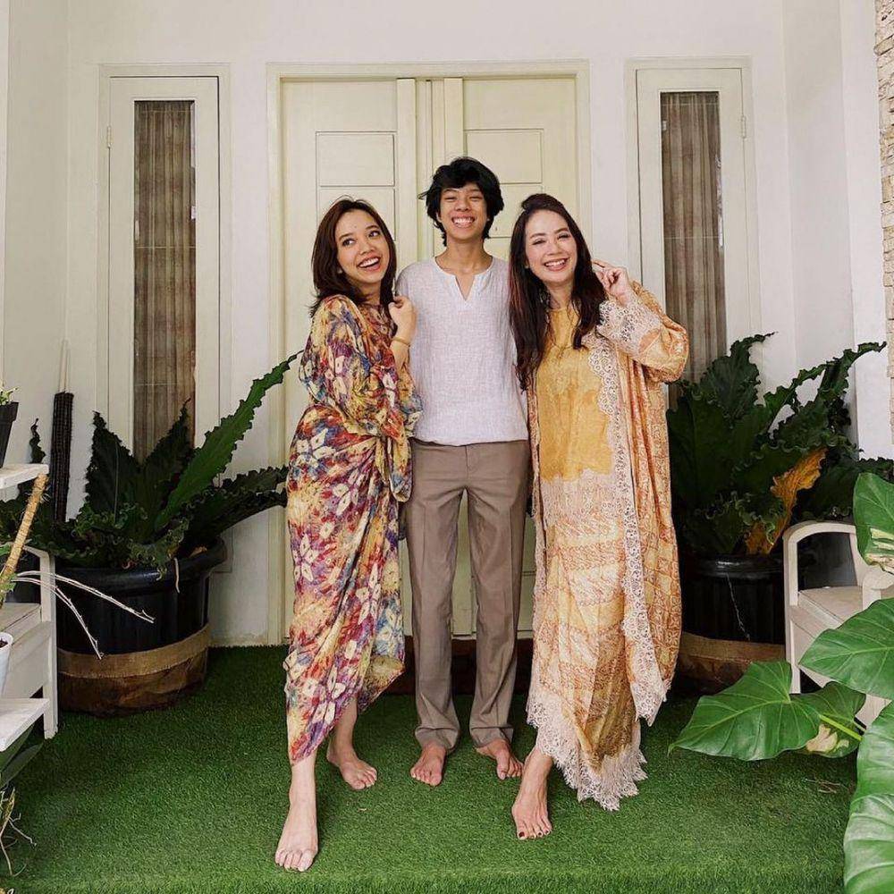 Irene Librawati, Agi dan Gennaro (instagram.com/mamiiren)