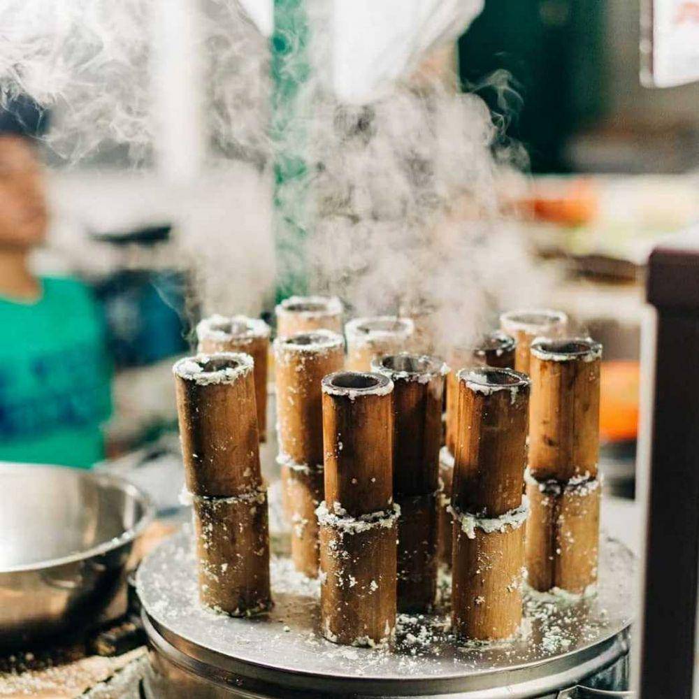 proses pematangan kue putu (instagram.com/jogja.istimewa)