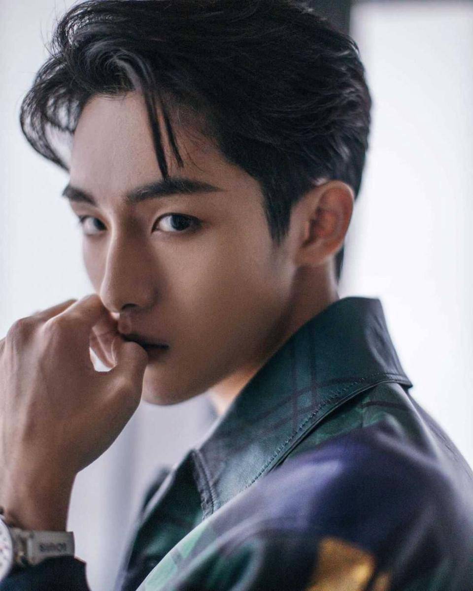 Winwin WayV (instagram.com/wwiinn_7)