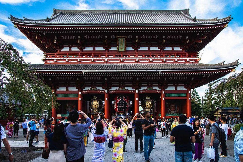 Gerbang Hōzōmon (unsplash.com/Nicholas Doherty)