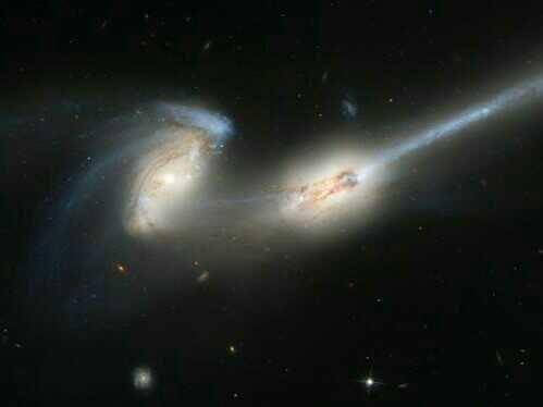citra Galaksi Mice (dok. NASA/ESA/Hubble)