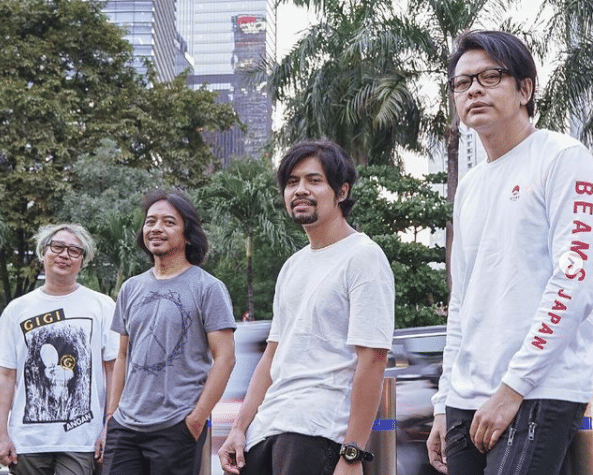 band GIGI tengah berpose bersama (instagram.com/gigibandofficial)