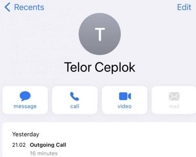 nama pacar di kontak (twitter.com/filsmachiere)