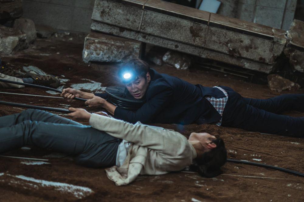 Pecahkan Rekor, 5 Hal tentang Film Sinkhole yang Wajib Diketahui