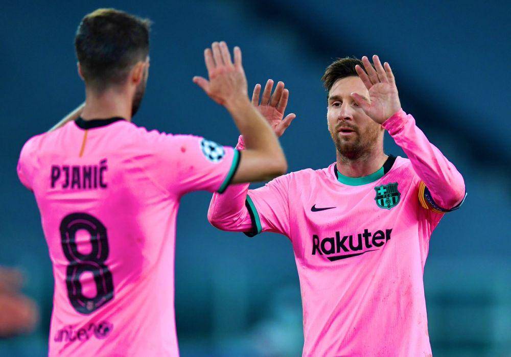 Miralem Pjanic dan Lionel Messi (juvefc.com)