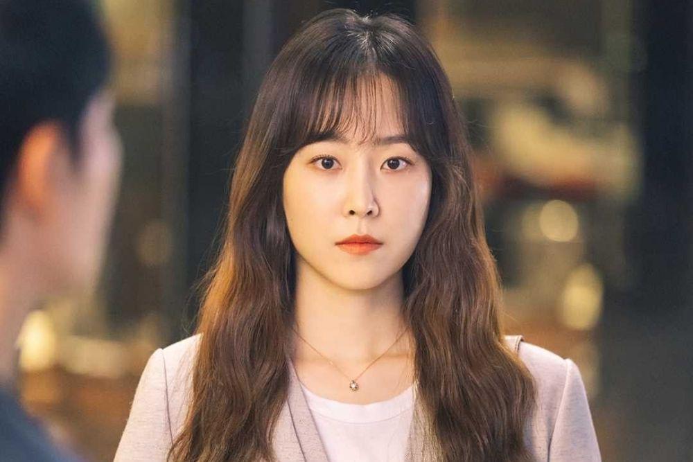 9 Harga Koleksi Tas Seo Hyun Jin di Drama You Are My Spring