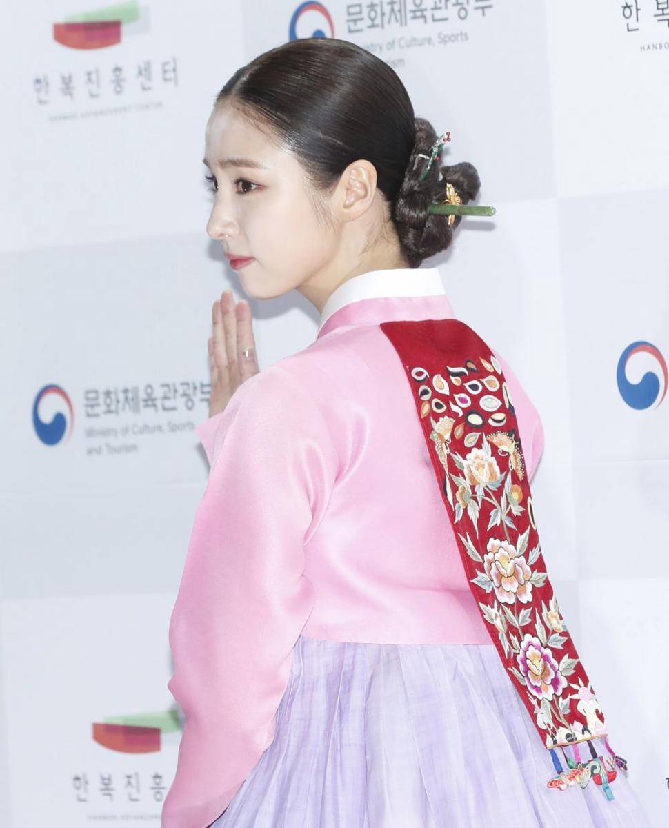 potret Shin Se Kyung (habkorea.net)