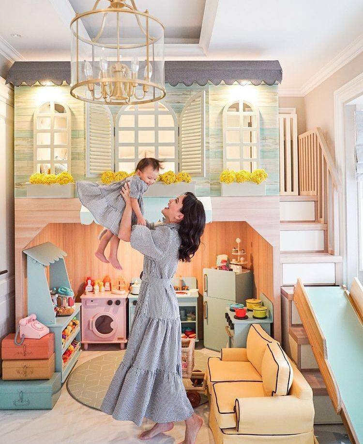 Seleb Bali (instagram.com/Shandyaulia)