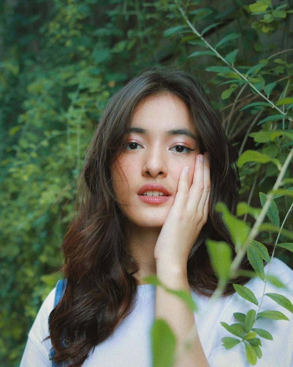 Mawar Eva (instagram.com/mawar_eva)