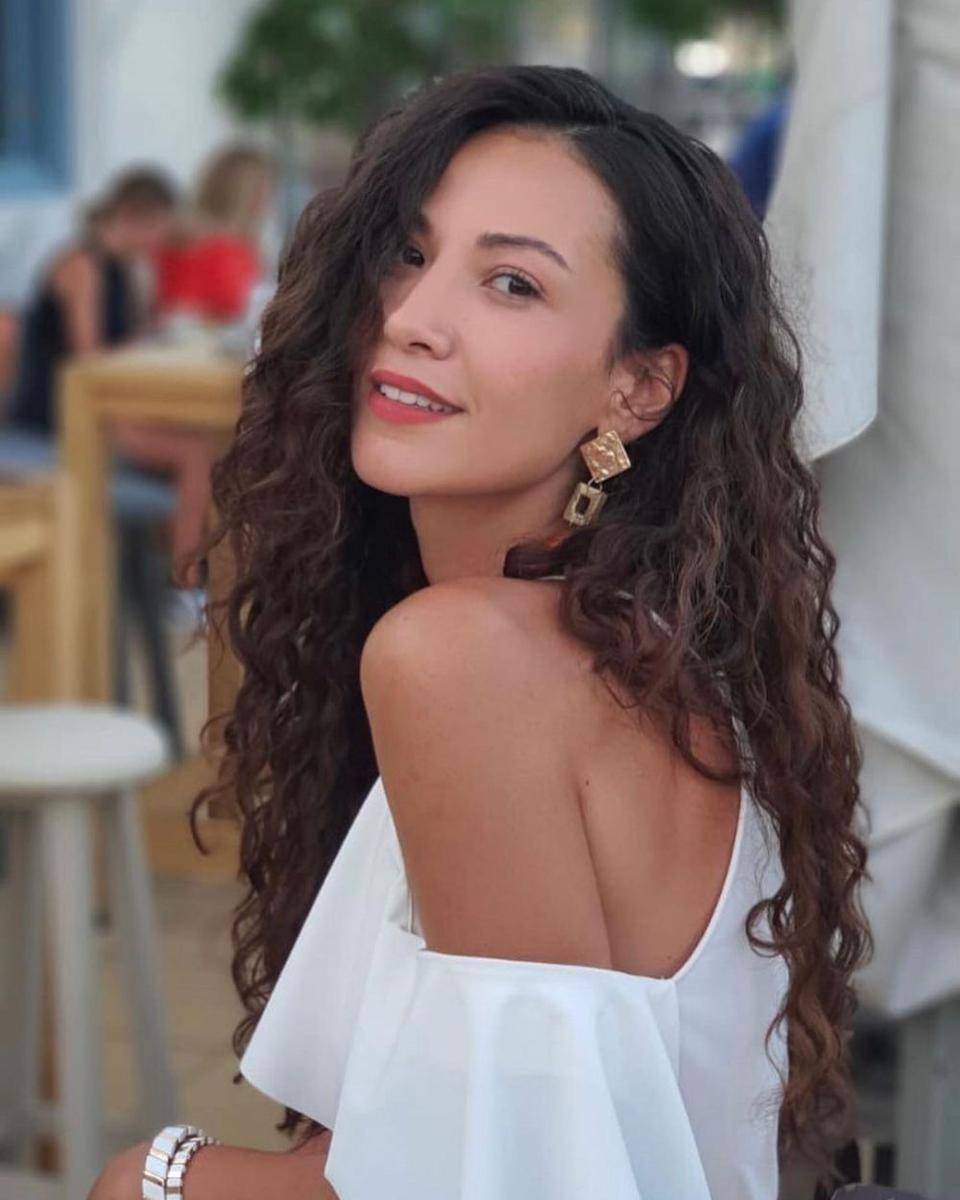 Cemre Melis Çınar (instagram.com/cinarmelis/)