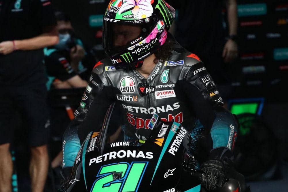 Franco Morbidelli saat keluar garasi tim pada GP Doha (motogp.com)