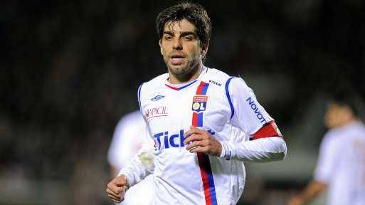 potret Juninho Pernambucano bersama Lyon (transfermarkt.com)