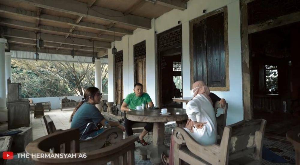 potret vila Ahmad Dhani (youtube.com/The Hermansyah A6)