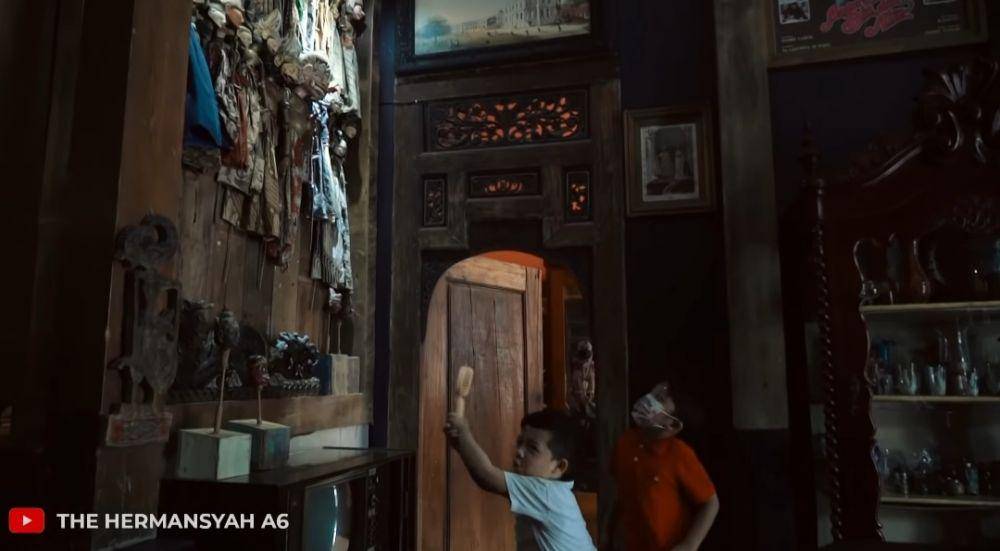 potret vila Ahmad Dhani (youtube.com/The Hermansyah A6)