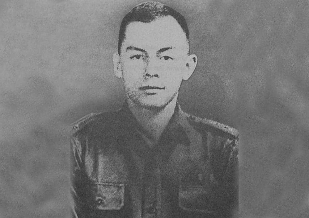Sosok Pierre Tendean (Buku 30 Tahun Indonesia Merdeka, h. 44/Jakarta Citra Lamtoro Gung Persada, 1986)