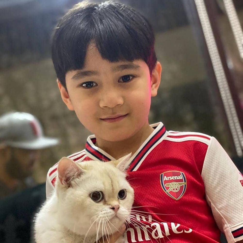 rafathar (instagram.com/rafatarmalikahmad_1717)