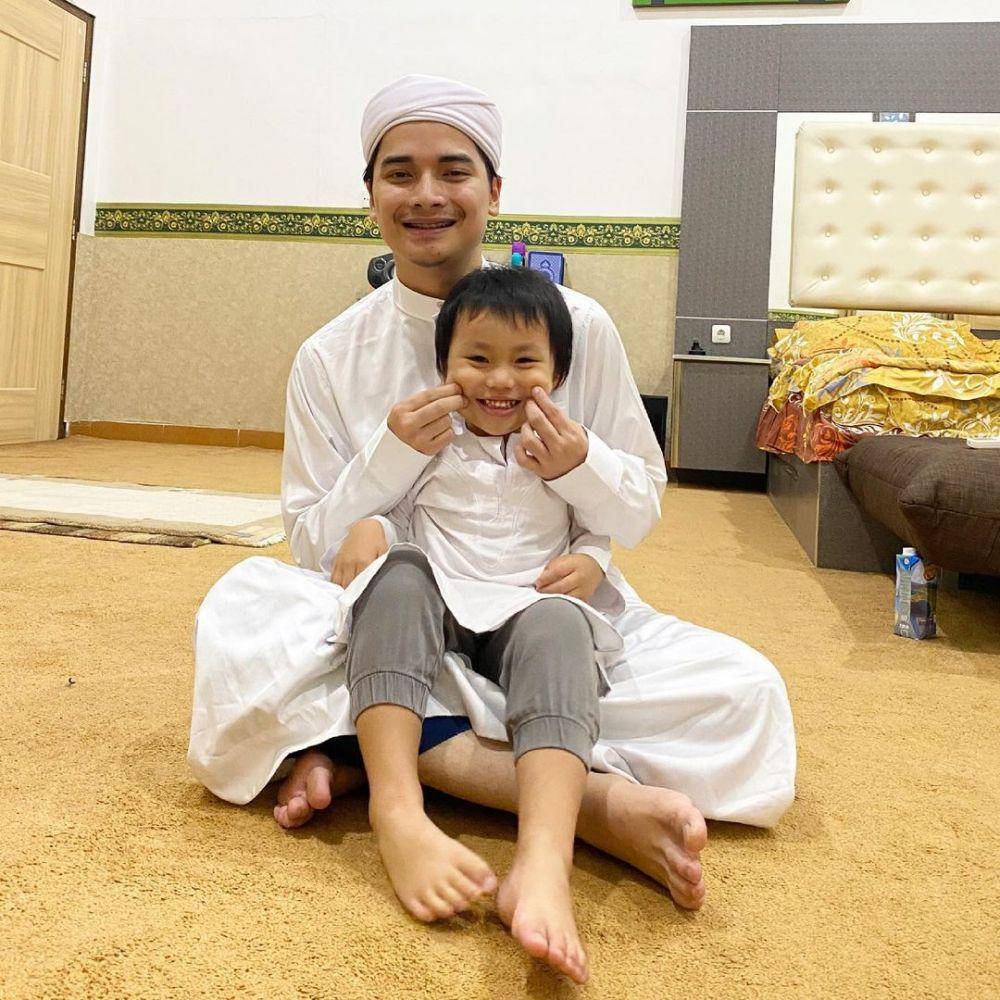 Alvin Faiz, (instagram.com/alvin_411)
