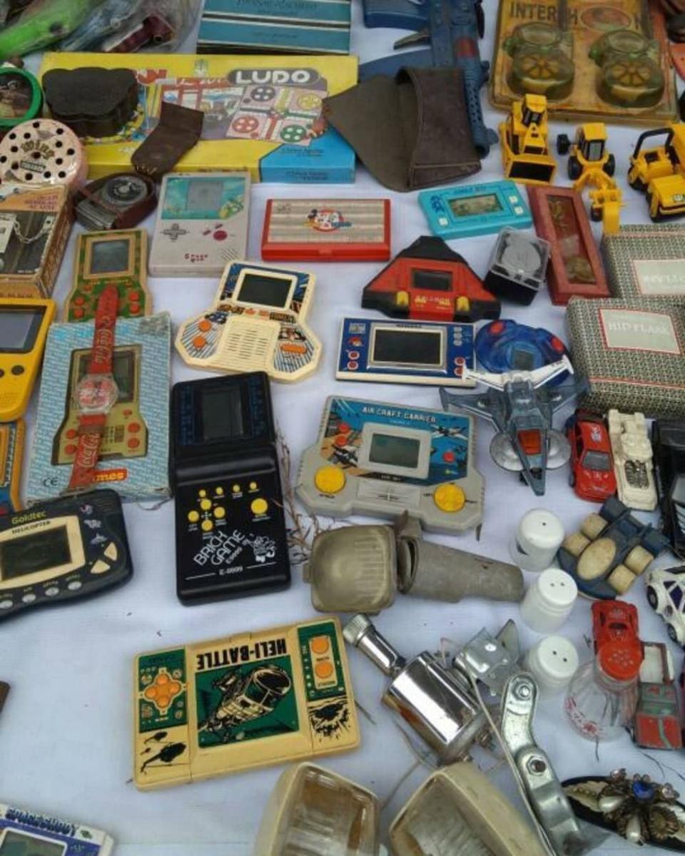 Nostalgia, 12 Mainan Jadul Ini Pernah Populer Pada Masanya!