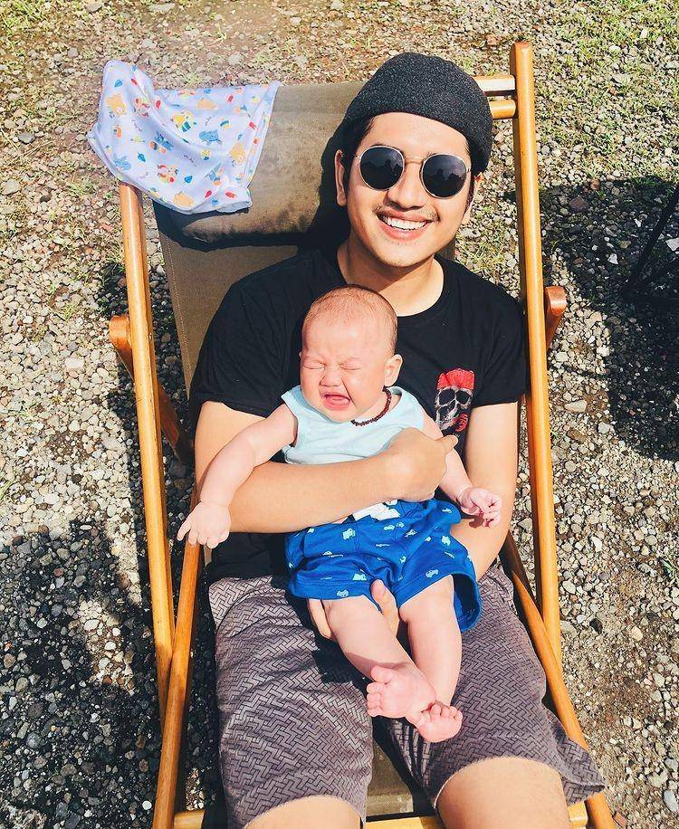 Zikri dan anak (Instagram.com/zikridaulay1)